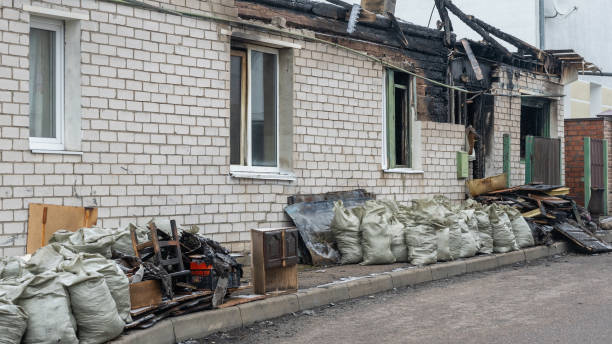 24/7 Emergency Fire Damage Removal experts in Seacliff, CA